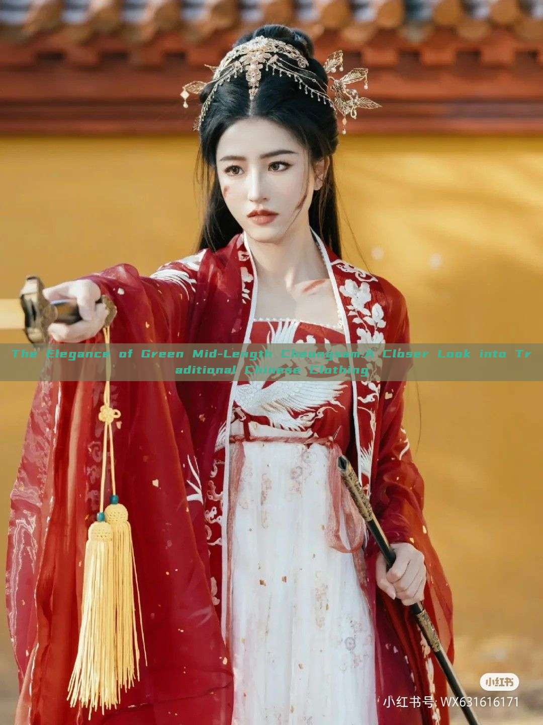 The Elegance of Green Mid-Length Cheongsam:A Closer Look into Traditional Chinese Clothing