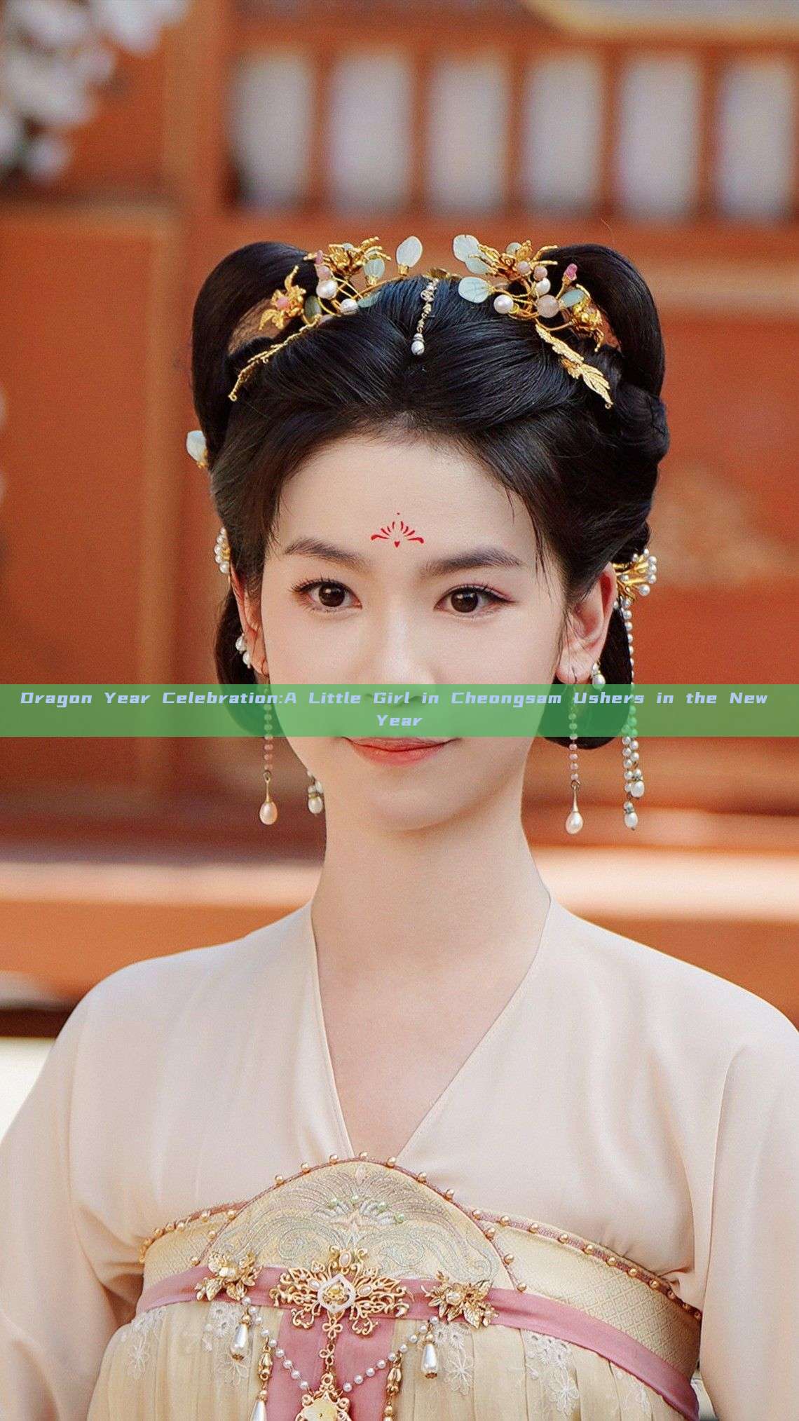 Dragon Year Celebration:A Little Girl in Cheongsam Ushers in the New Year
