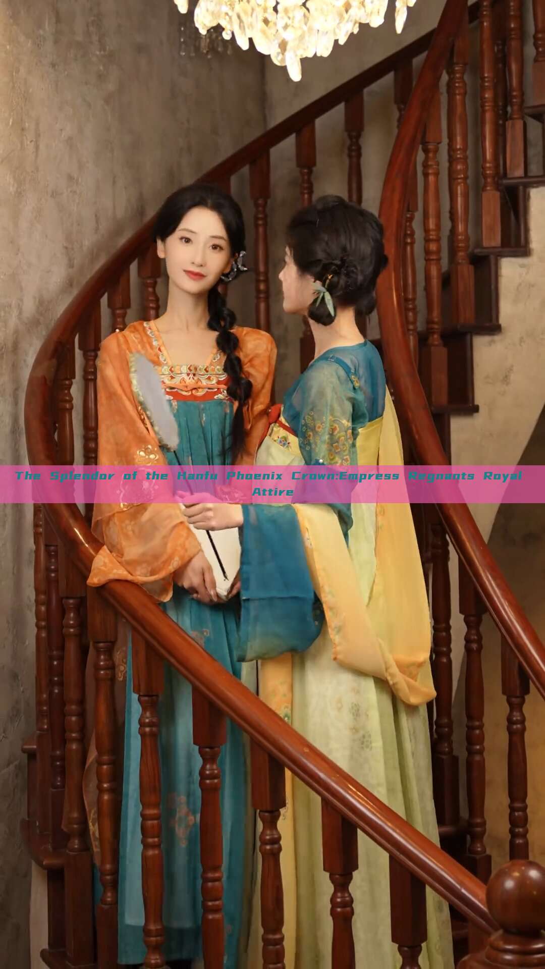 The Splendor of the Hanfu Phoenix Crown:Empress Regnants Royal Attire The Splendor of the Hanfu Phoenix Crown:Empress Regnants Royal Attire