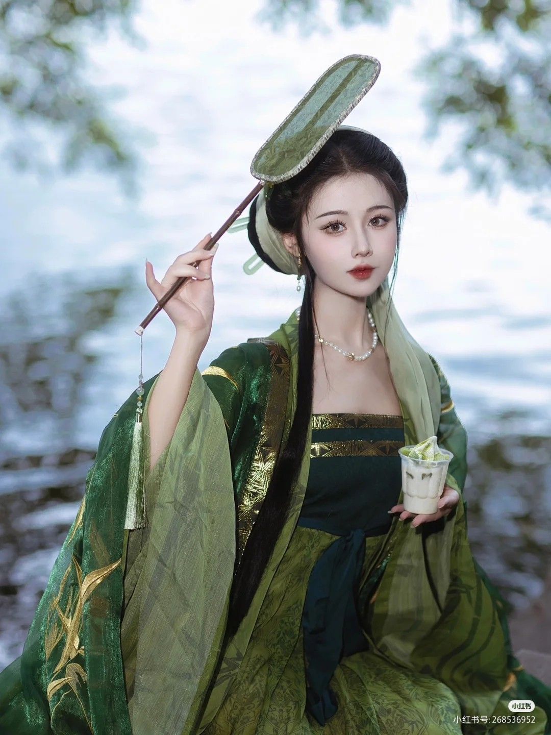 The Splendor of Girlhood:The Art of Hanfu Headdress for Young Girls