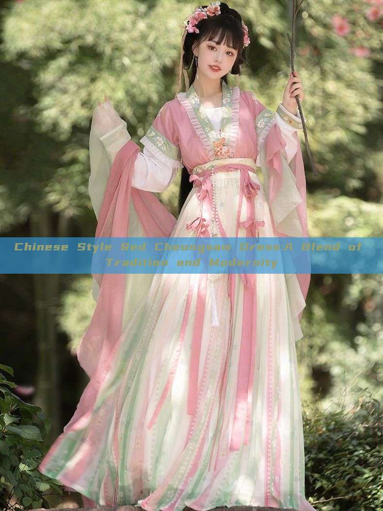 Chinese Style Red Cheongsam Dress:A Blend of Tradition and Modernity