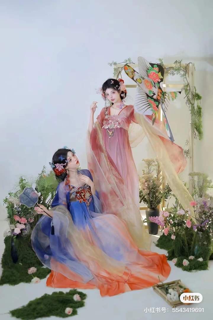 Traditional Hanfu Headdress:The Splendid Crown and Phoenix Headdress Traditional Hanfu Headdress:The Splendid Crown and Phoenix Headdress
