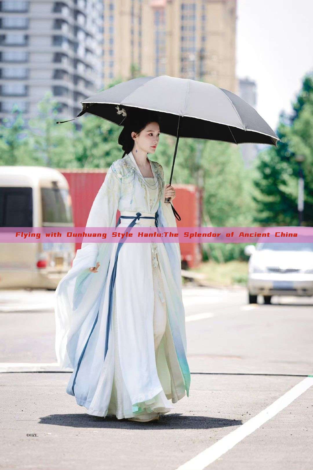 Flying with Dunhuang Style Hanfu:The Splendor of Ancient China