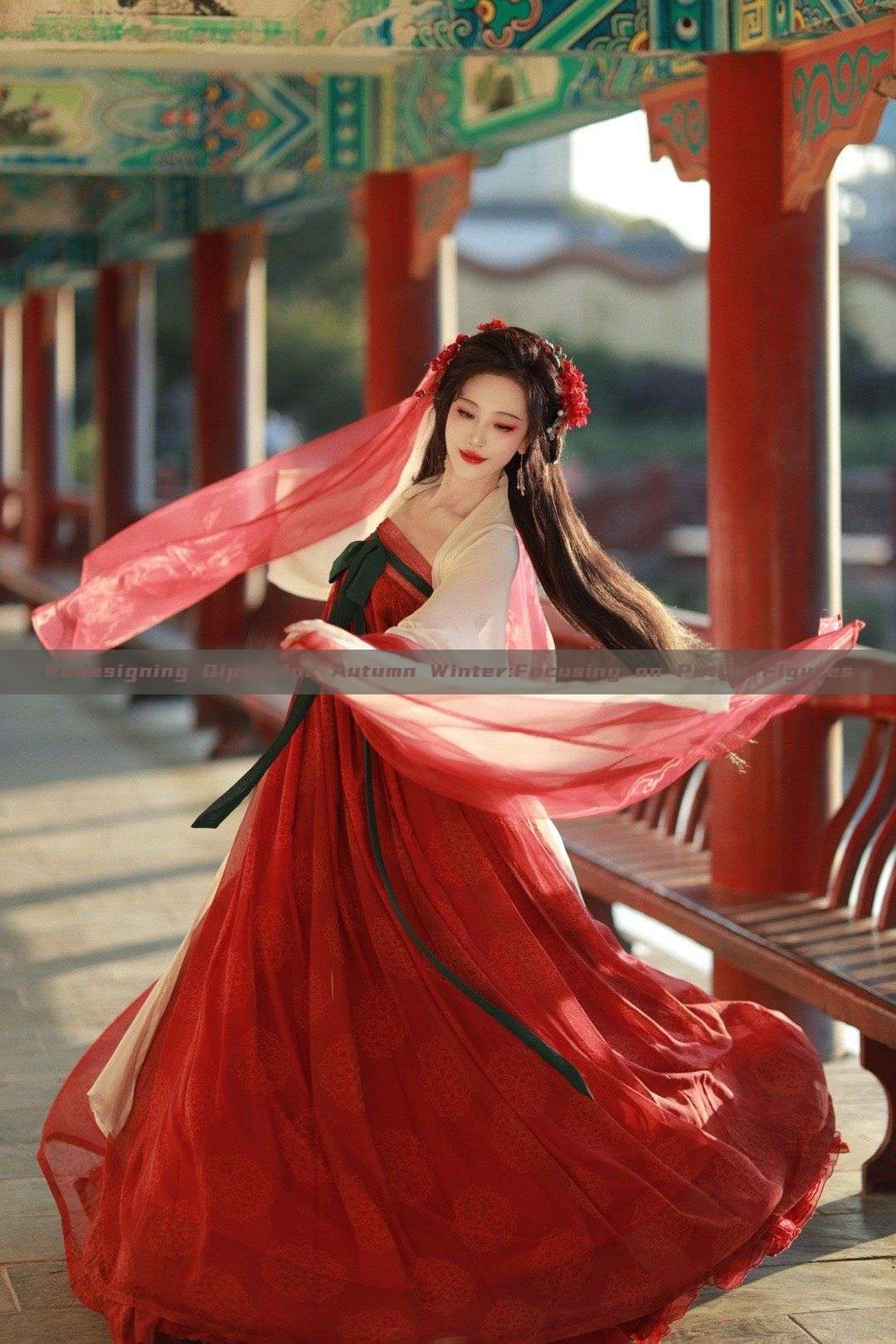 Redesigning Qipao for Autumn Winter:Focusing on Petite Figures