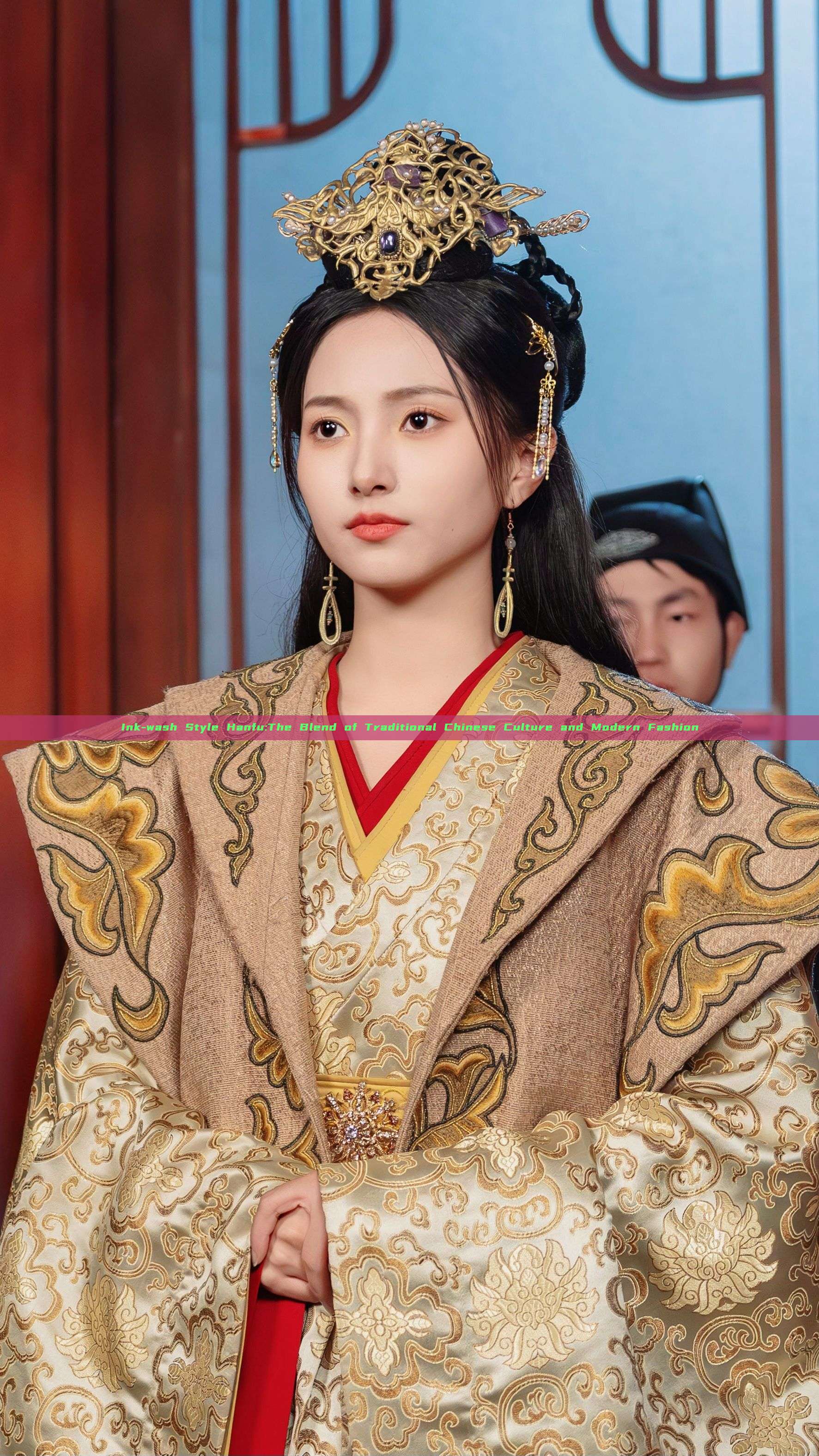 Ink-wash Style Hanfu:The Blend of Traditional Chinese Culture and Modern Fashion