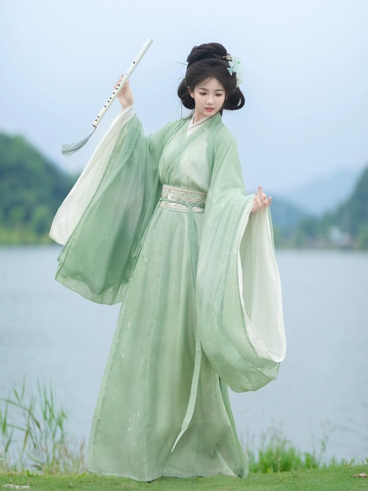 Silver Stilettos Glamour at Cheongsam Show