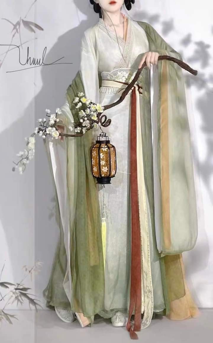 Summer Cheongsam with a Little Shawl:The Ultimate Fashion Statement for Women