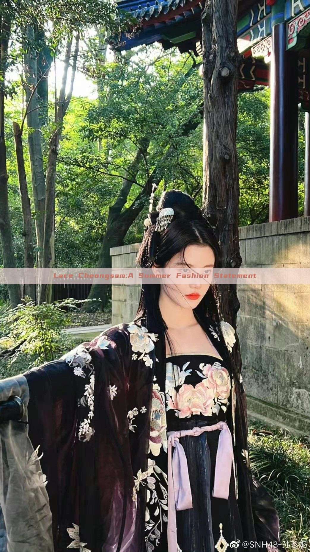 Lace Cheongsam:A Summer Fashion Statement Lace Cheongsam:A Summer Fashion Statement