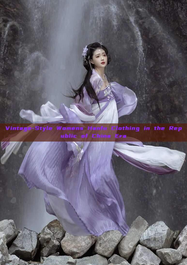 Vintage-Style Womens Hanfu Clothing in the Republic of China Era