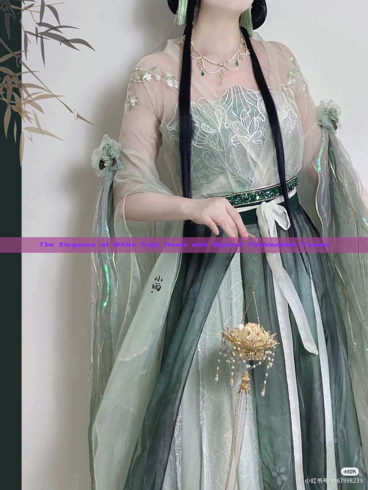 The Elegance of White High Heels with Qipao:A Fashionable Fusion