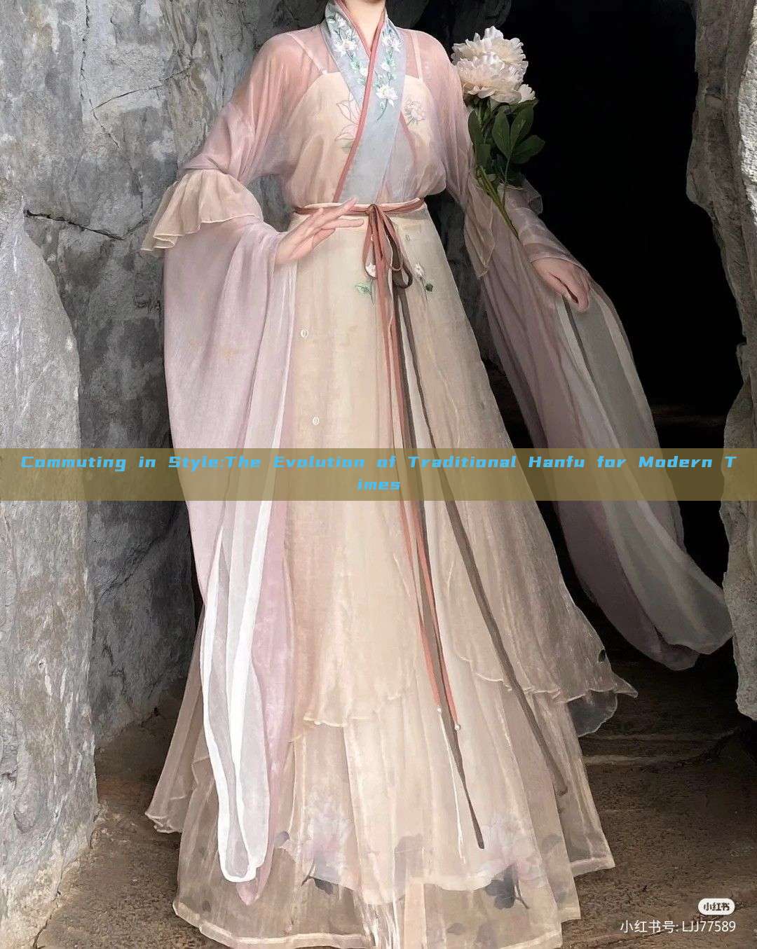 Commuting in Style:The Evolution of Traditional Hanfu for Modern Times Commuting in Style:The Evolution of Traditional Hanfu for Modern Times