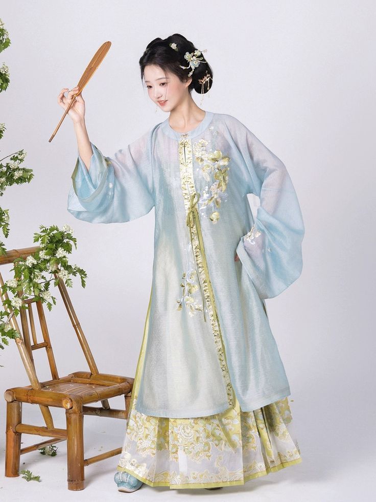 Reimagining the Cheongsam for Summer:Modernizing the Traditional Flag袍 Reimagining the Cheongsam for Summer:Modernizing the Traditional Flag袍