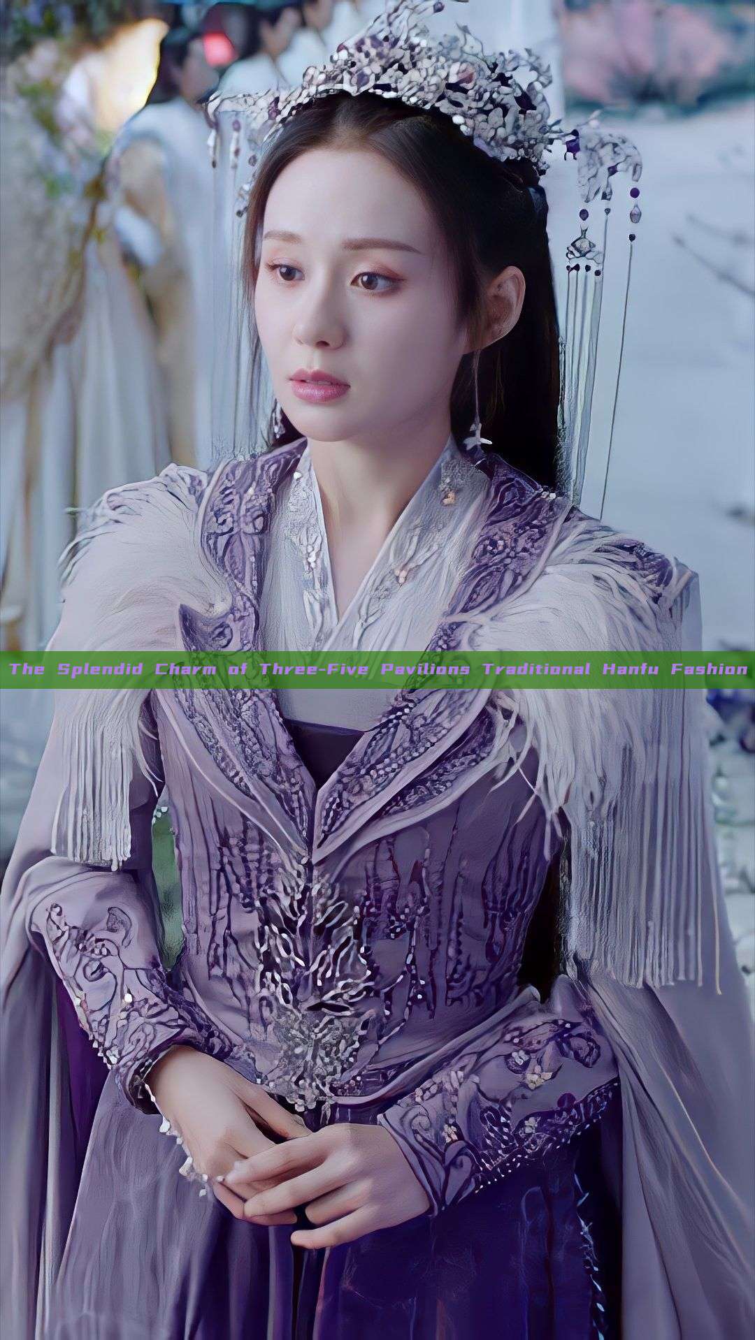 The Splendid Charm of Three-Five Pavilions Traditional Hanfu Fashion The Splendid Charm of Three-Five Pavilions Traditional Hanfu Fashion