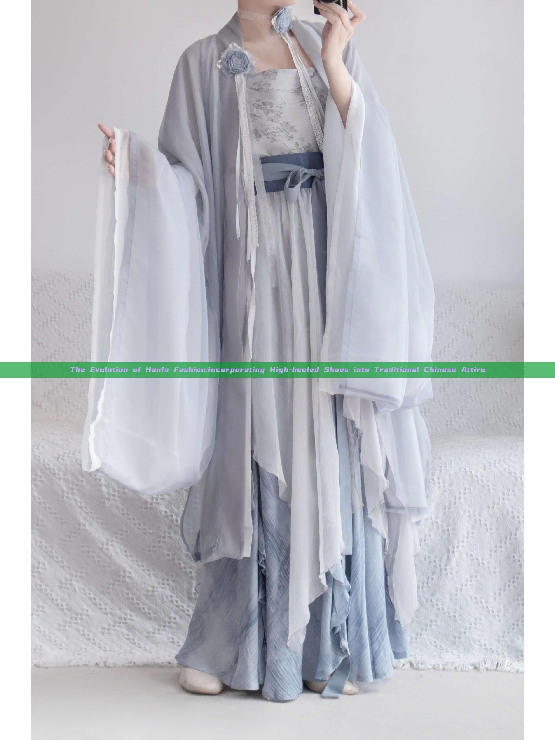 The Evolution of Hanfu Fashion:Incorporating High-heeled Shoes into Traditional Chinese Attire The Evolution of Hanfu Fashion:Incorporating High-heeled Shoes into Traditional Chinese Attire