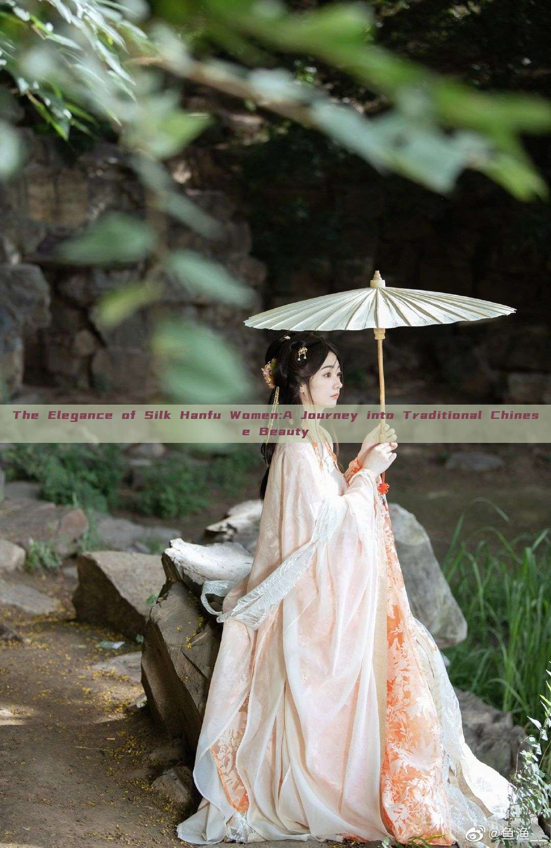 The Elegance of Silk Hanfu Women:A Journey into Traditional Chinese Beauty The Elegance of Silk Hanfu Women:A Journey into Traditional Chinese Beauty