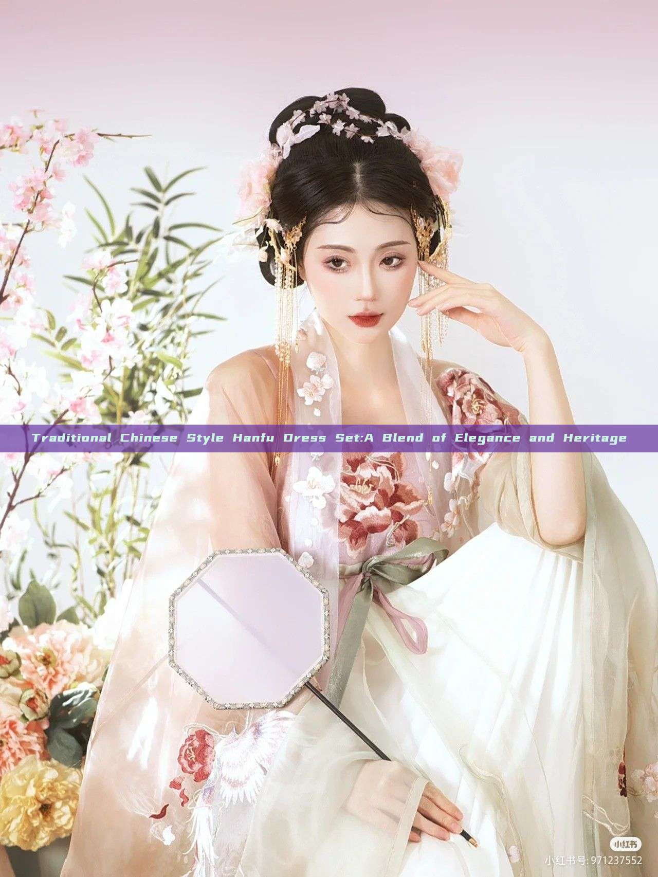 Traditional Chinese Style Hanfu Dress Set:A Blend of Elegance and Heritage Traditional Chinese Style Hanfu Dress Set:A Blend of Elegance and Heritage
