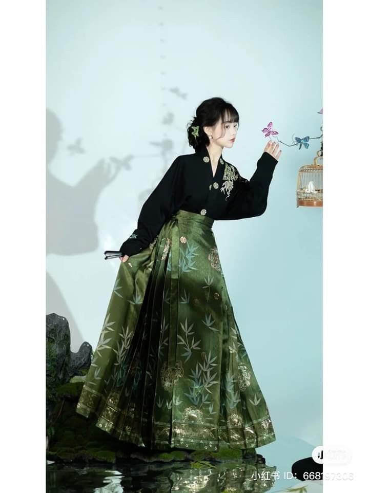 Ancient Charm of Hanfu Dress for Girl Children with Long Sleeves