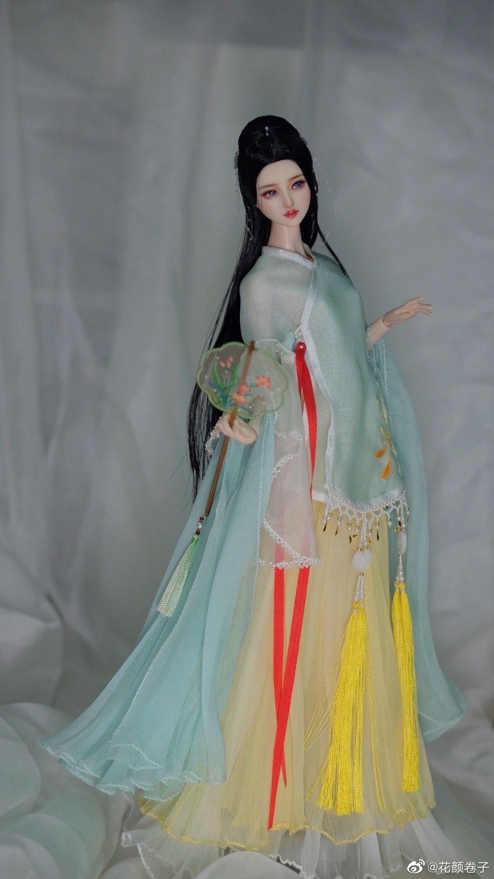 The Invincible Sword-Wielding Martial Arts汉服女神,霸气与柔美的完美结合 The Invincible Sword-Wielding Martial Arts汉服女神,霸气与柔美的完美结合