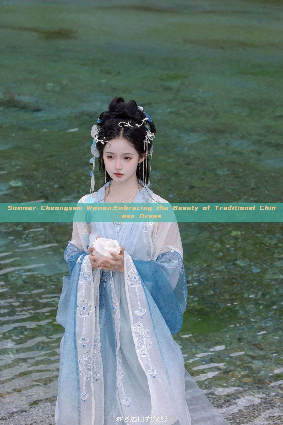 Summer Cheongsam Women:Embracing the Beauty of Traditional Chinese Dress