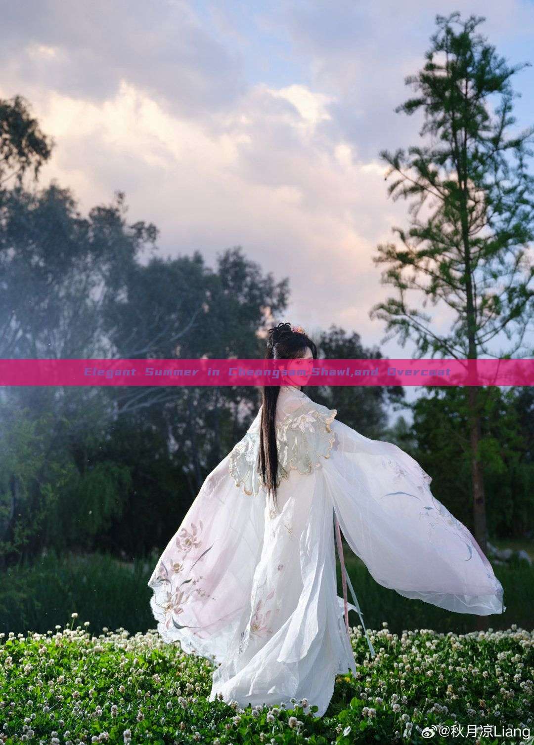 Elegant Summer in Cheongsam,Shawl,and Overcoat Elegant Summer in Cheongsam,Shawl,and Overcoat
