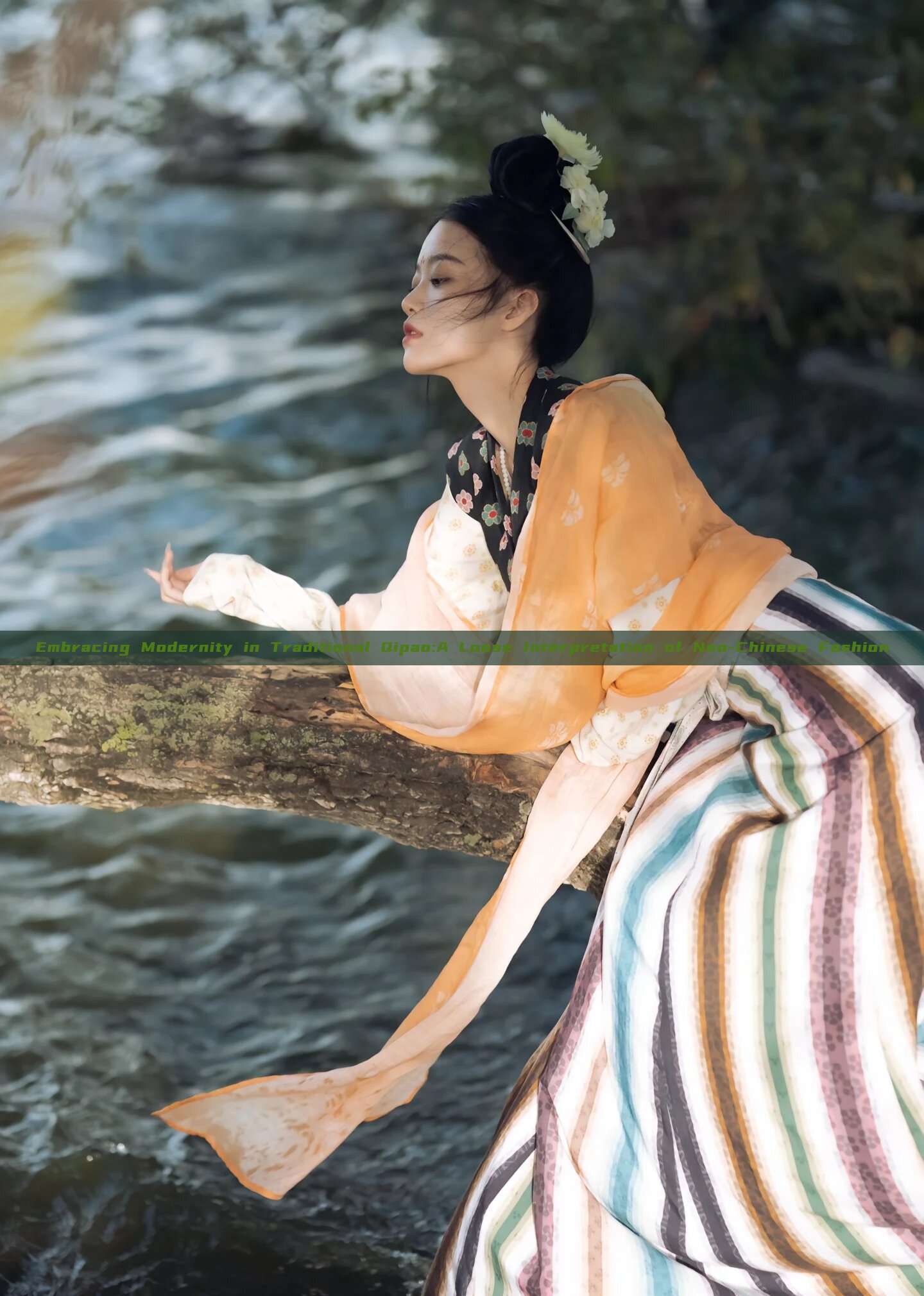 Embracing Modernity in Traditional Qipao:A Loose Interpretation of Neo-Chinese Fashion Embracing Modernity in Traditional Qipao:A Loose Interpretation of Neo-Chinese Fashion