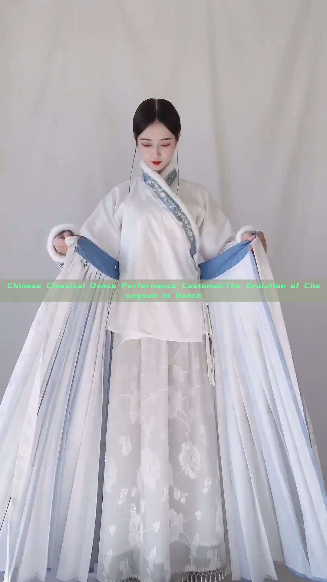 Chinese Classical Dance Performance Costumes:The Evolution of Cheongsam in Dance Chinese Classical Dance Performance Costumes:The Evolution of Cheongsam in Dance