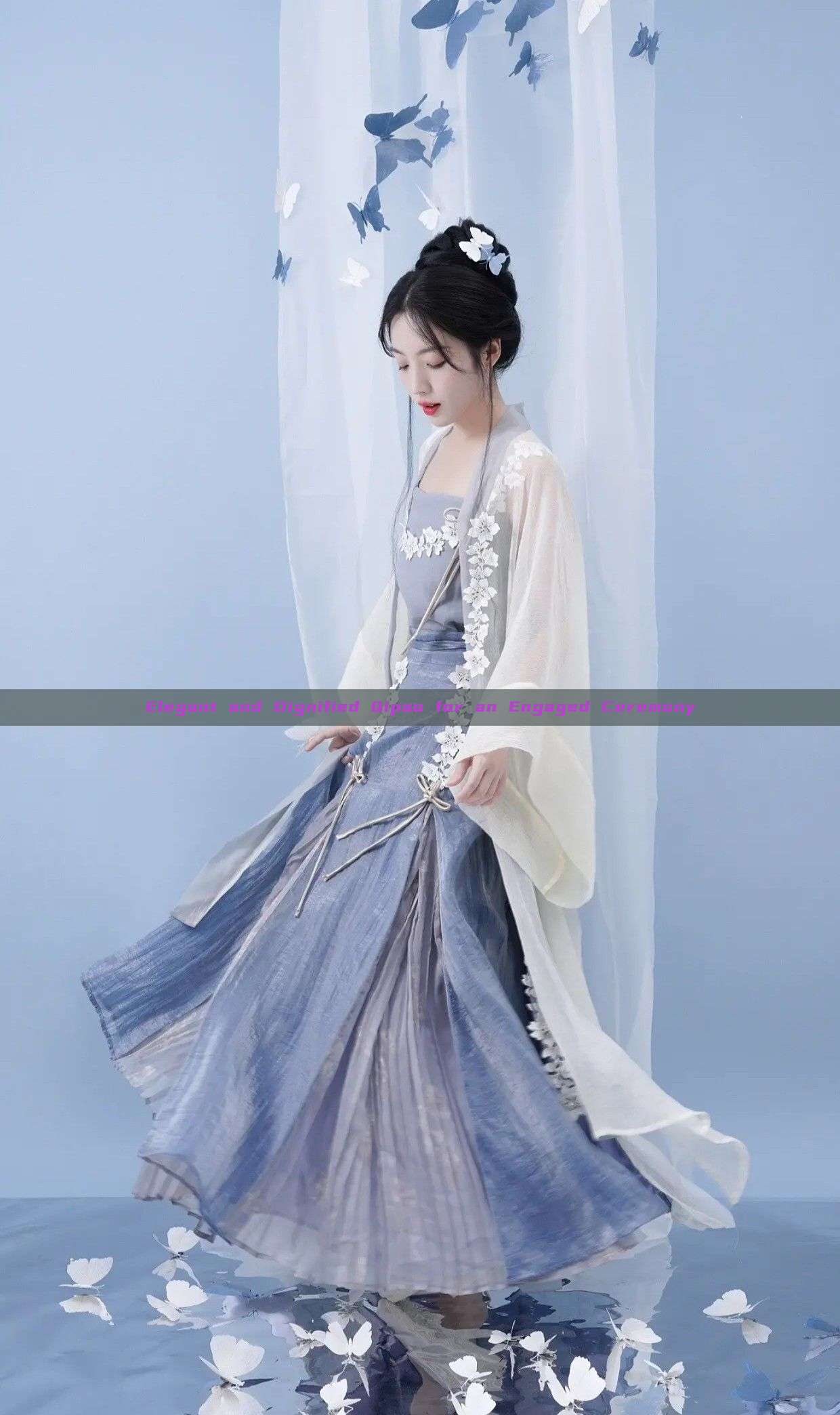 Elegant and Dignified Qipao for an Engaged Ceremony