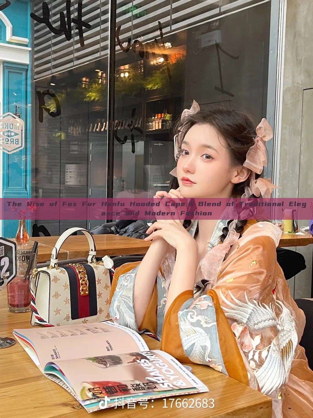 The Rise of Fox Fur Hanfu Hooded Cape:A Blend of Traditional Elegance and Modern Fashion