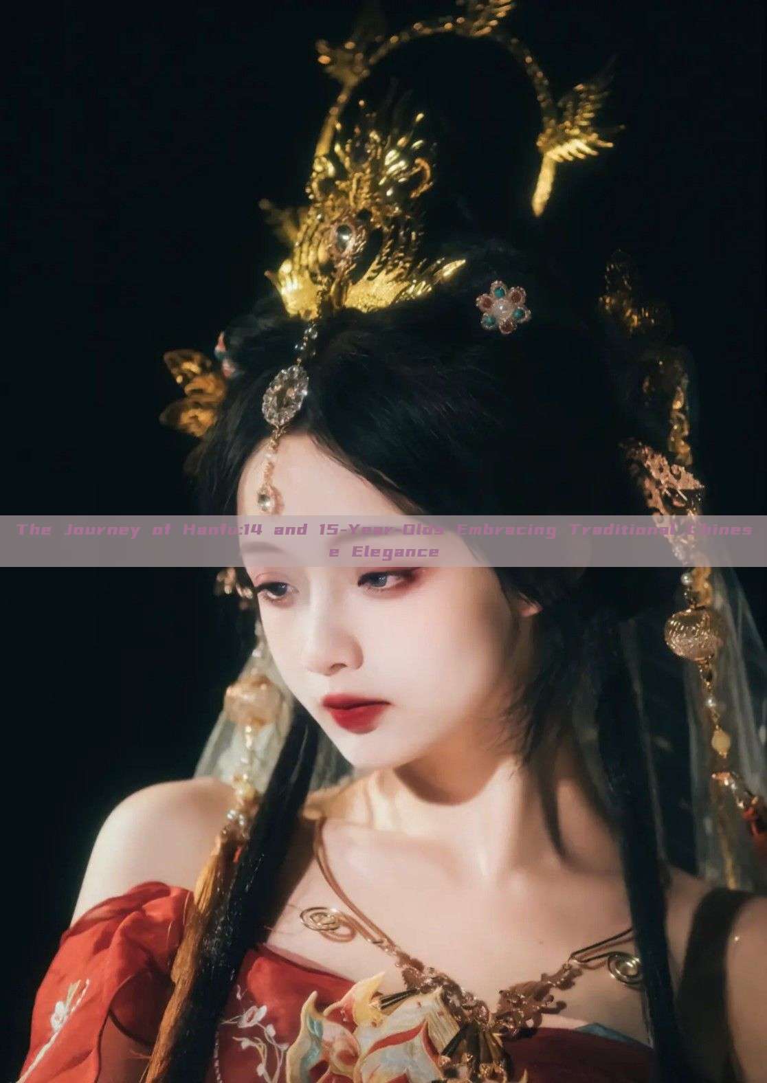 The Journey of Hanfu:14 and 15-Year-Olds Embracing Traditional Chinese Elegance The Journey of Hanfu:14 and 15-Year-Olds Embracing Traditional Chinese Elegance