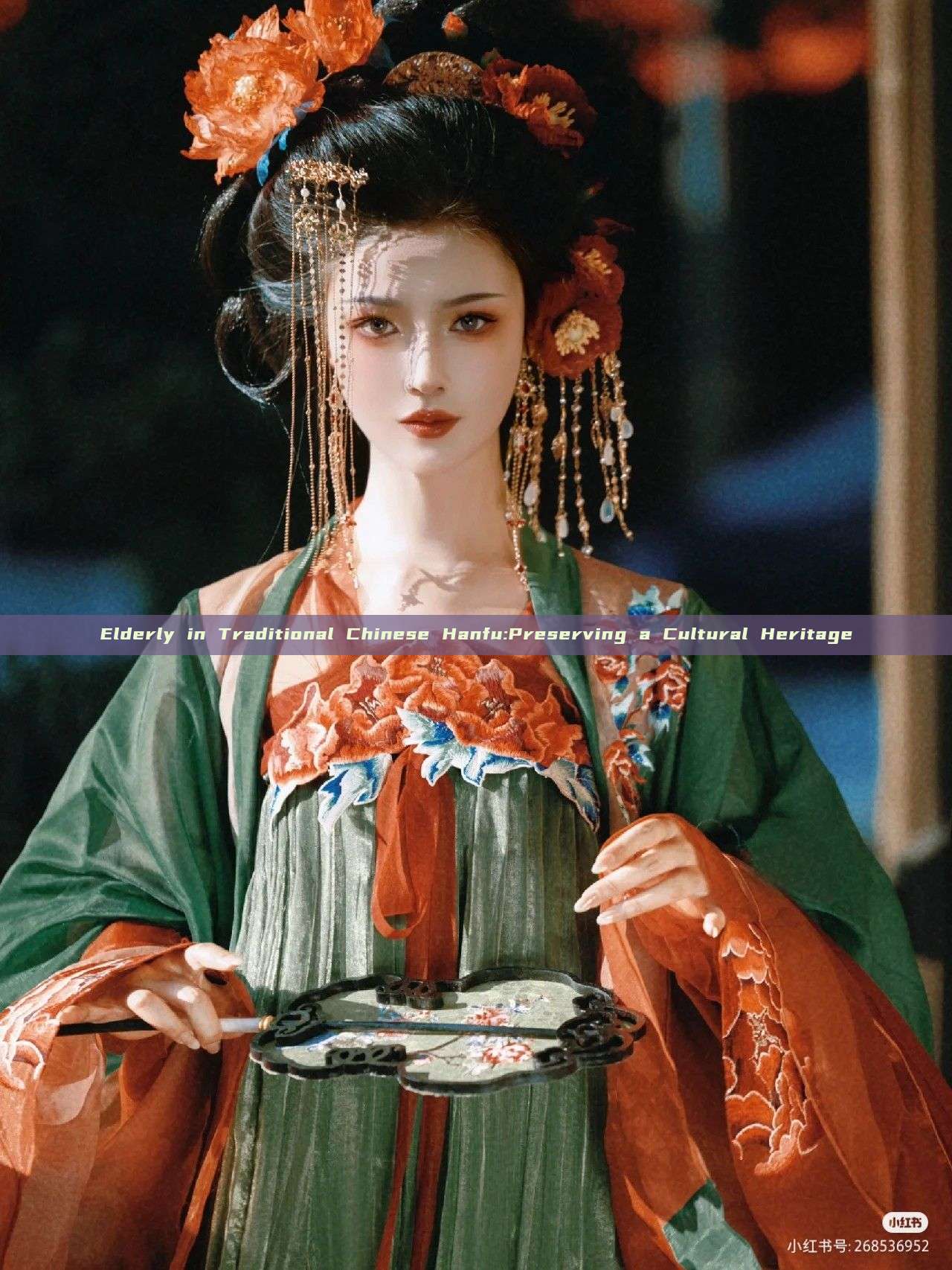 Elderly in Traditional Chinese Hanfu:Preserving a Cultural Heritage