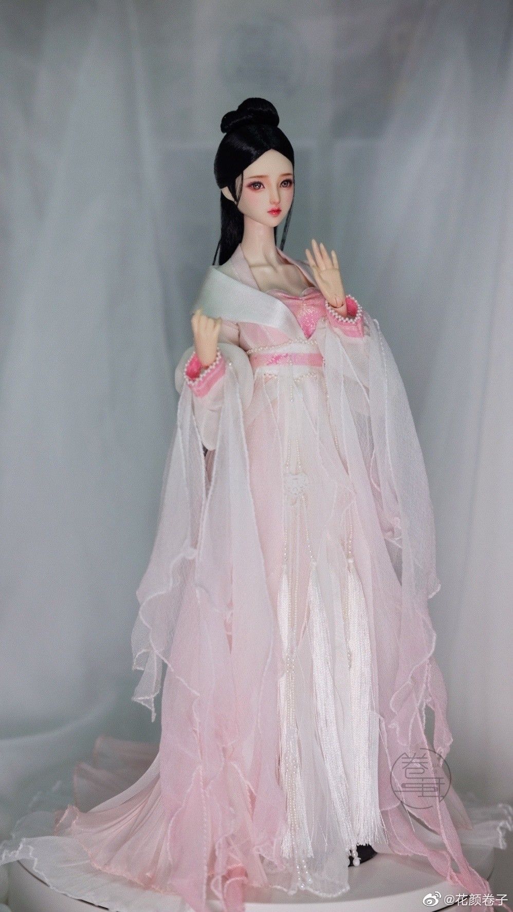 Quip-A-Teen:The Story of a 14-Year-Old Middle School Student in a Cheongsam Quip-A-Teen:The Story of a 14-Year-Old Middle School Student in a Cheongsam