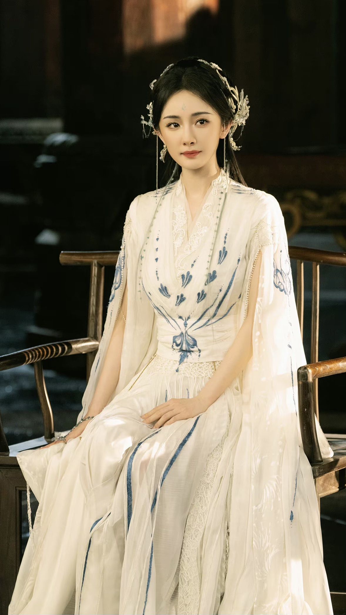 Traditional Charm:The Rise of Chinese-Style Tang Suit Dress for Women