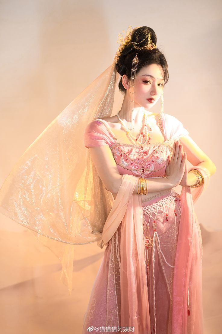 Girls Childrens Short-sleeved Hanfu:A Blend of Tradition and Modern Comfort Girls Childrens Short-sleeved Hanfu:A Blend of Tradition and Modern Comfort