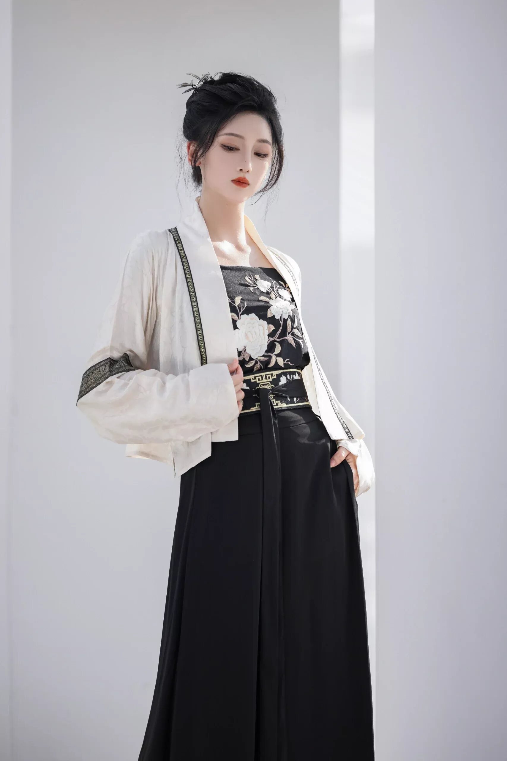 Plus-Size Cheongsam for a 200-Pound Curvier Sister