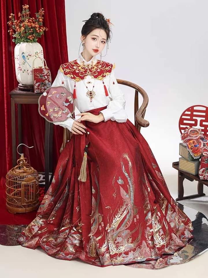 Short-sleeved Cheongsam Blouses for Plus-Size Women:Embracing the Beauty of Curves Short-sleeved Cheongsam Blouses for Plus-Size Women:Embracing the Beauty of Curves