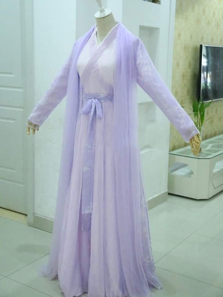 A Single-Piece Hanfu Womens Blouse with Crossed Collars:A Detailed Exploration A Single-Piece Hanfu Womens Blouse with Crossed Collars:A Detailed Exploration