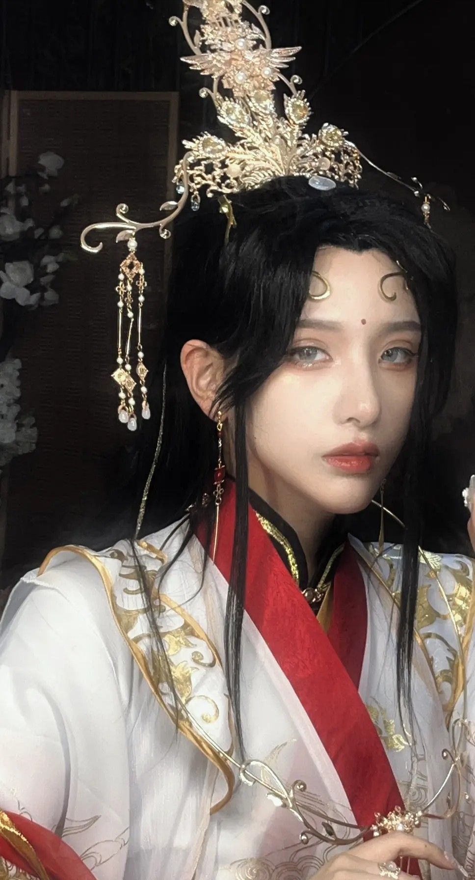 Supernova Girls in Traditional Chinese Hanfu Fashion A Two-Piece Set Journey