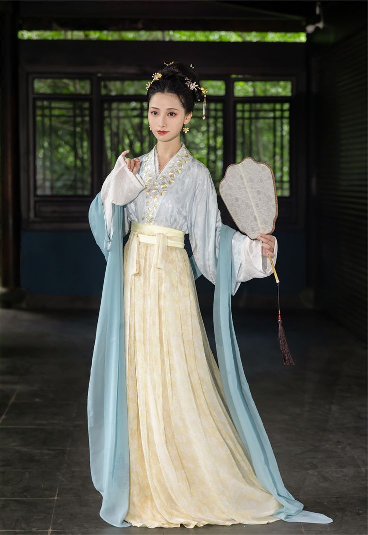Tang Dream Cheongsam Fashion on Douyin:The Rise of Traditional Elegance