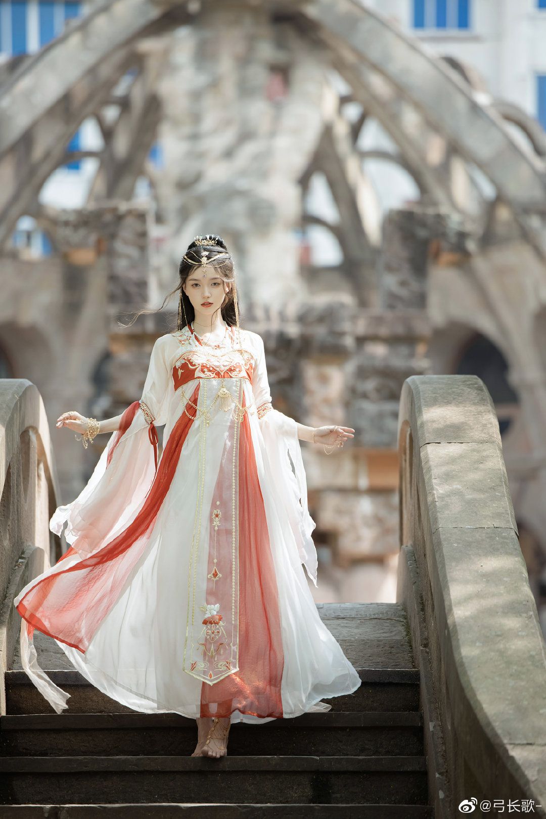 Chinese Cheongsam Elements:A Cultural Icon of Elegance and Tradition Chinese Cheongsam Elements:A Cultural Icon of Elegance and Tradition