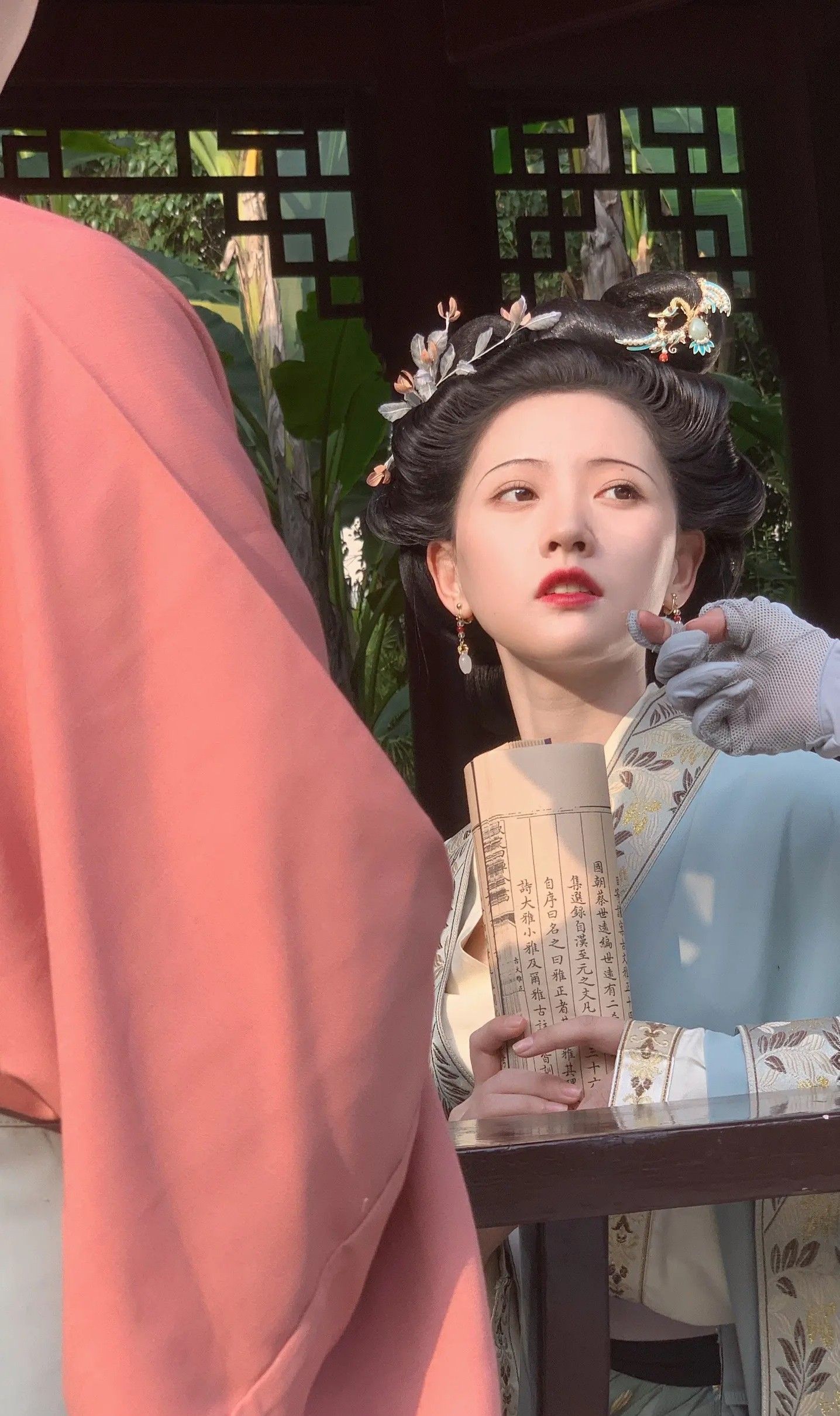 Moonlight Elegance:The Allure of Hanfu Fashion Inspired by Moonlighting into My Heart Moonlight Elegance:The Allure of Hanfu Fashion Inspired by Moonlighting into My Heart