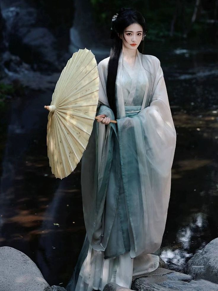 汉服女童夏季薄款短袖 汉服女童夏季薄款短袖