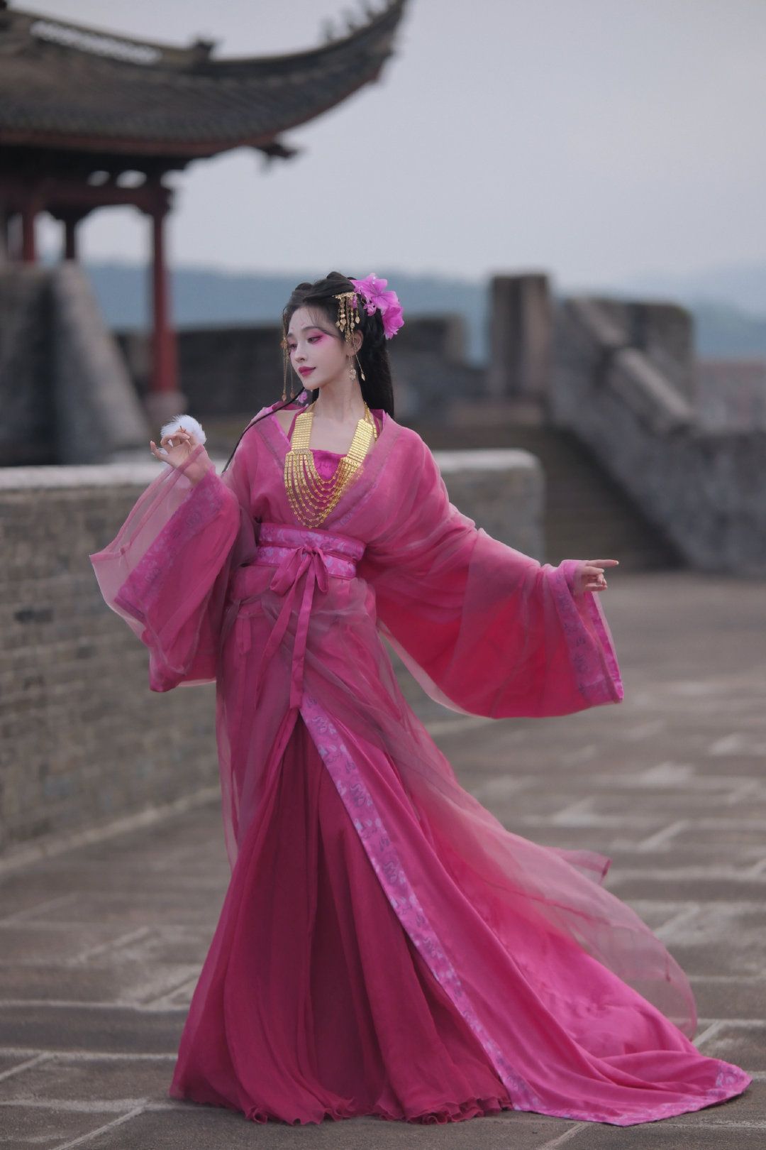 Ancient-Style Hanfu Girls New Year Celebration Costumes:A Blend of Tradition and Elegance Ancient-Style Hanfu Girls New Year Celebration Costumes:A Blend of Tradition and Elegance