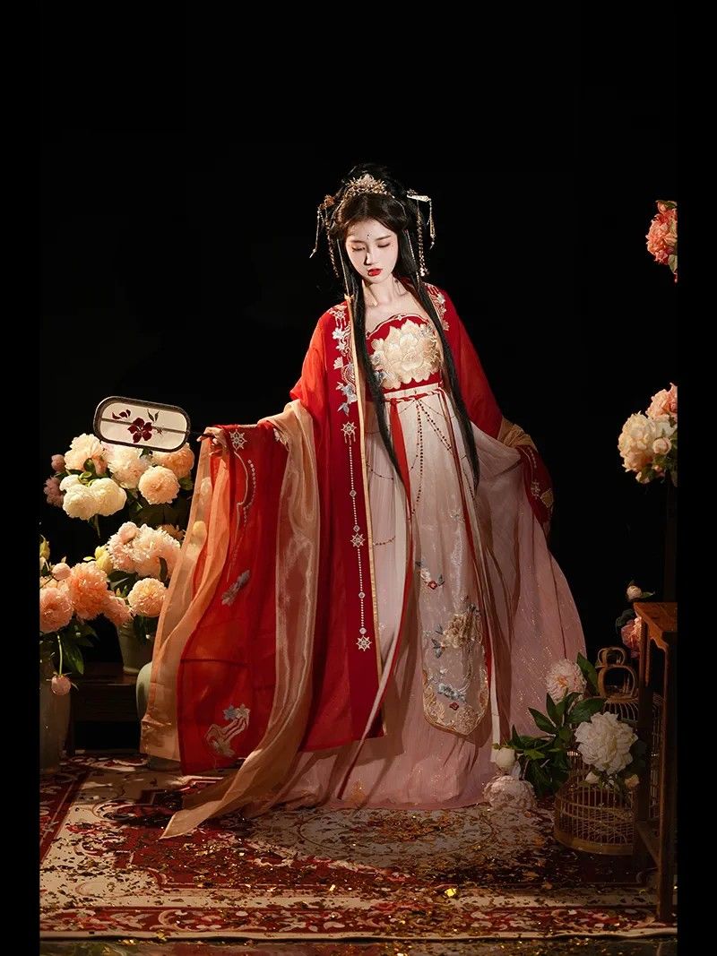 Elegance in Silk:The Allure of Qipao Cheongsam Skirts Elegance in Silk:The Allure of Qipao Cheongsam Skirts