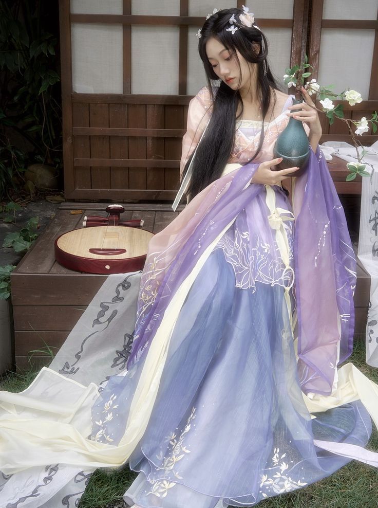 Customized Hanfu Fashion for Plus-Size Girls:The Complete Experience Customized Hanfu Fashion for Plus-Size Girls:The Complete Experience