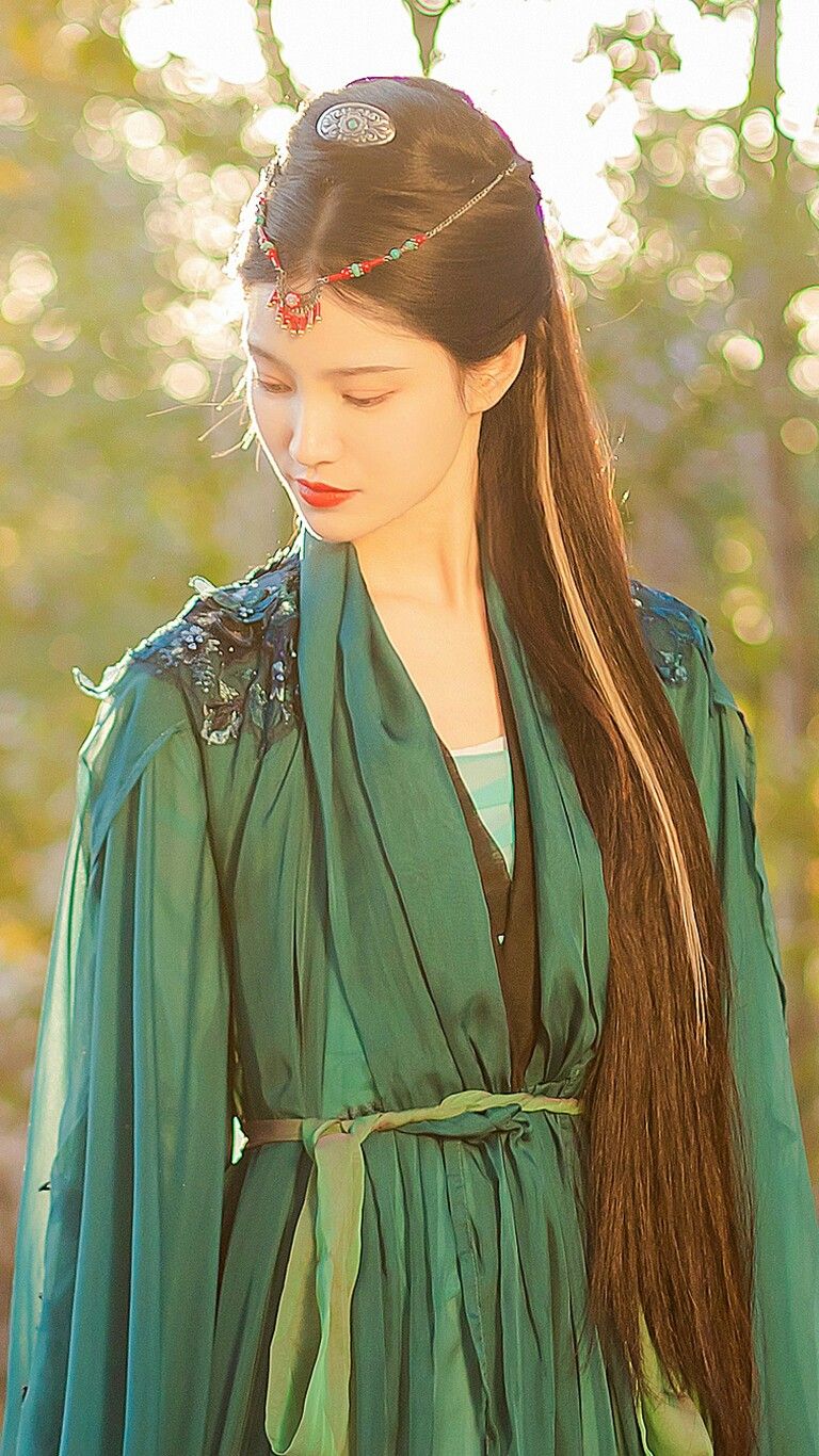 Affordable Ancient Hanfu Costumes for Children:A Guide to Quality yet Budget-Friendly Options