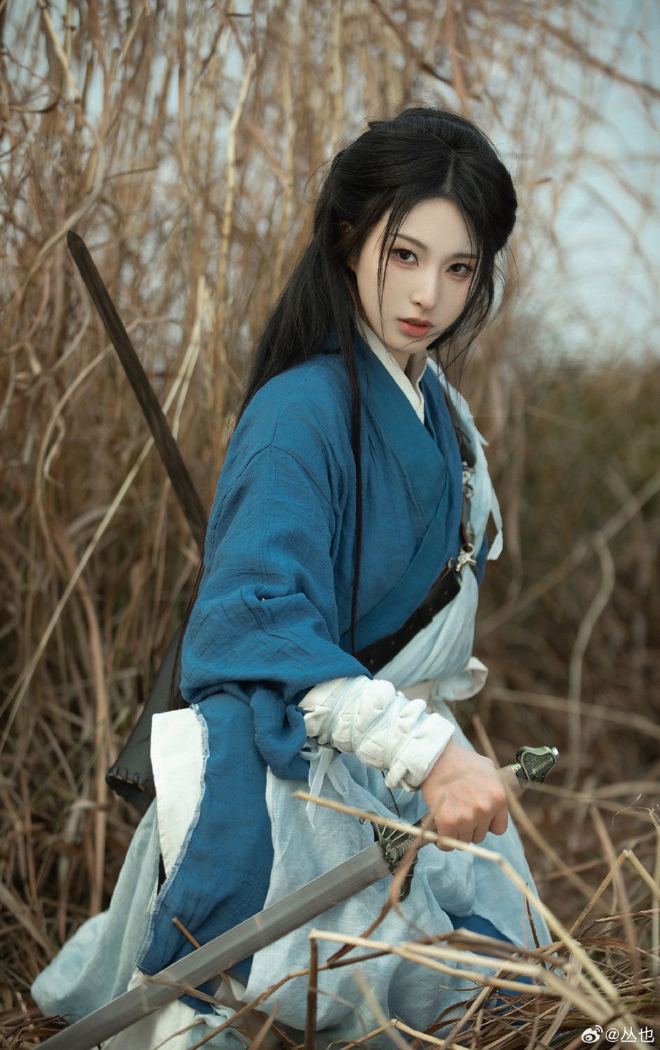 Innovating Traditional Hanfu for Women:A Summer Fashion Evolution Innovating Traditional Hanfu for Women:A Summer Fashion Evolution