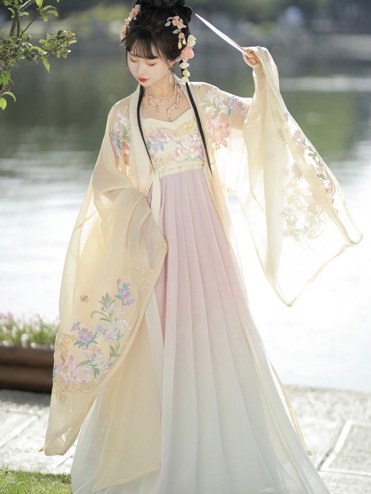 The Evolution of Traditional Chinese Clothing:The Modern Neo-Classic Tang Suit The Evolution of Traditional Chinese Clothing:The Modern Neo-Classic Tang Suit