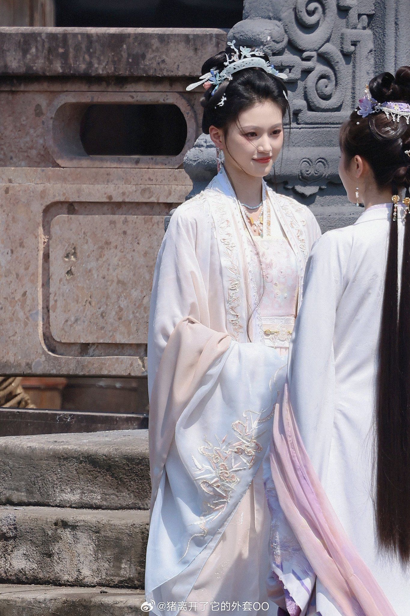 The Enigma of the Priceless Cheongsam:The Story of a Timeless Classic The Enigma of the Priceless Cheongsam:The Story of a Timeless Classic