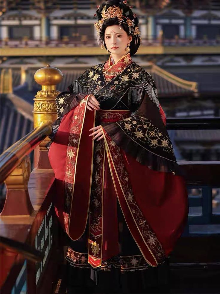 Green Cheongsam:A Summer Fashion Statement for Young Women Green Cheongsam:A Summer Fashion Statement for Young Women
