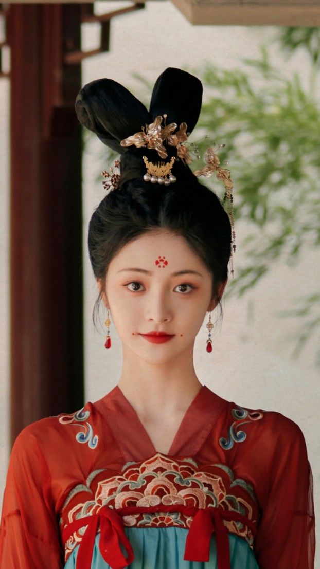 Vintage Charm:The Story of Girls Cheongsam Dress in the Republic of China Era